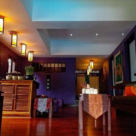 Capital Hotel Luang Prabang Exterior photo